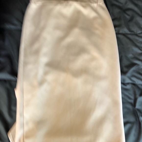 3/$20 Light pink ruffle skirt - Picture 6 of 7